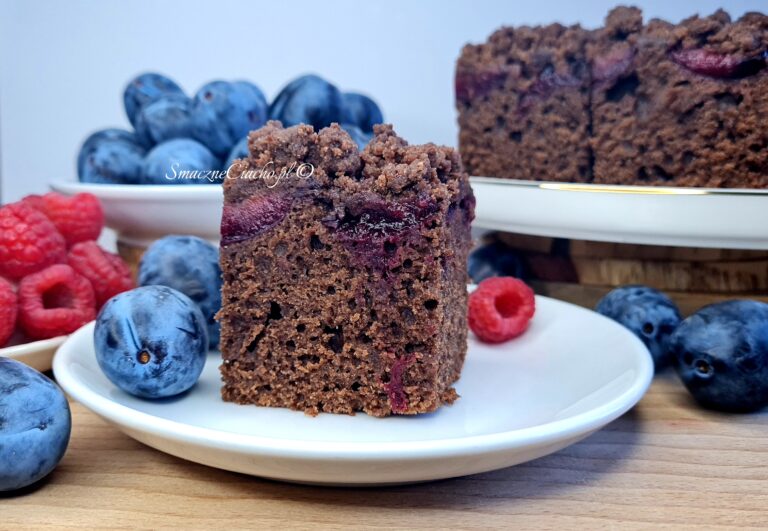 Ciasto na maślance „Czekoladowa Śliwka z cynamonem”