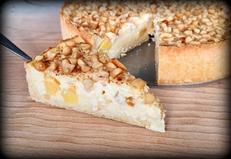 Waniliowa tarta z jabłkami i orzechami z niskim IG i ŁG